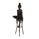 Bronzeskulptur Bronzefigur Frau auf Barstuhl Barhocker