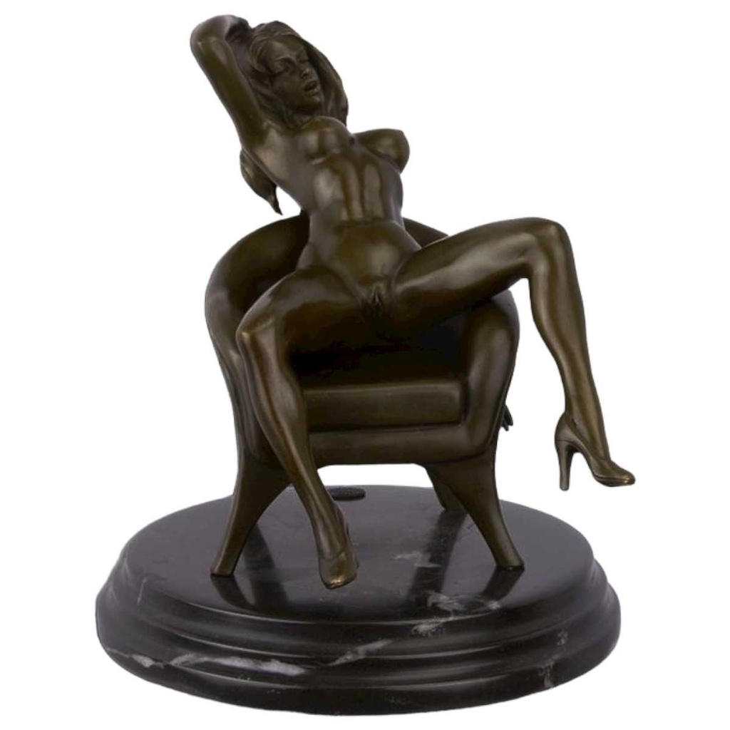 [LA-46519] Bronzeskulptur Bronzefigur Erotik Frau halbsitzend-liegend im Sessel
