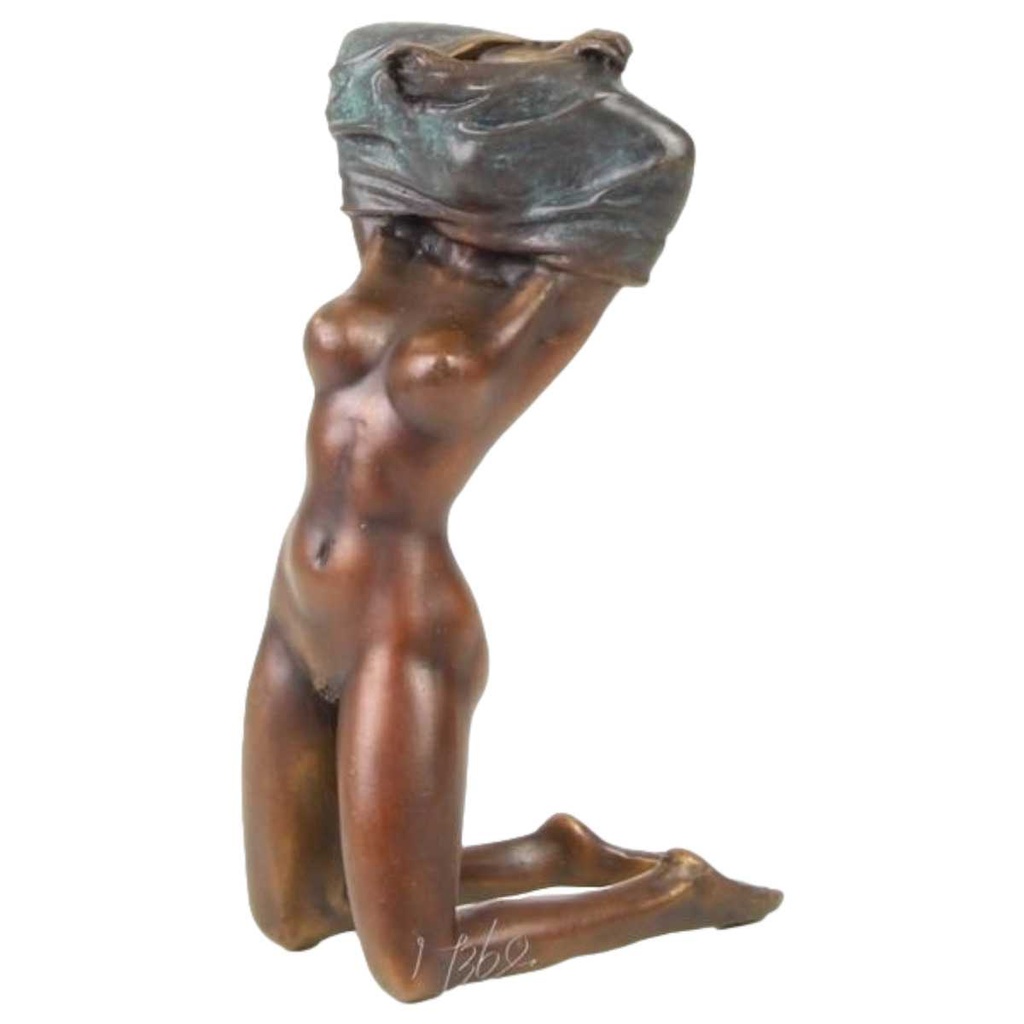 [LA-47121] Bronzeskulptur Bronzefigur Entkleidende Frau Girl