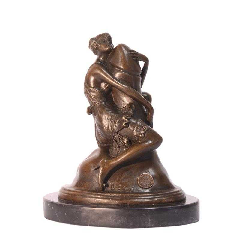 [LA-47209] Bronzeskulptur Bronzefigur Erotik Frau umarmt Phallus Penis