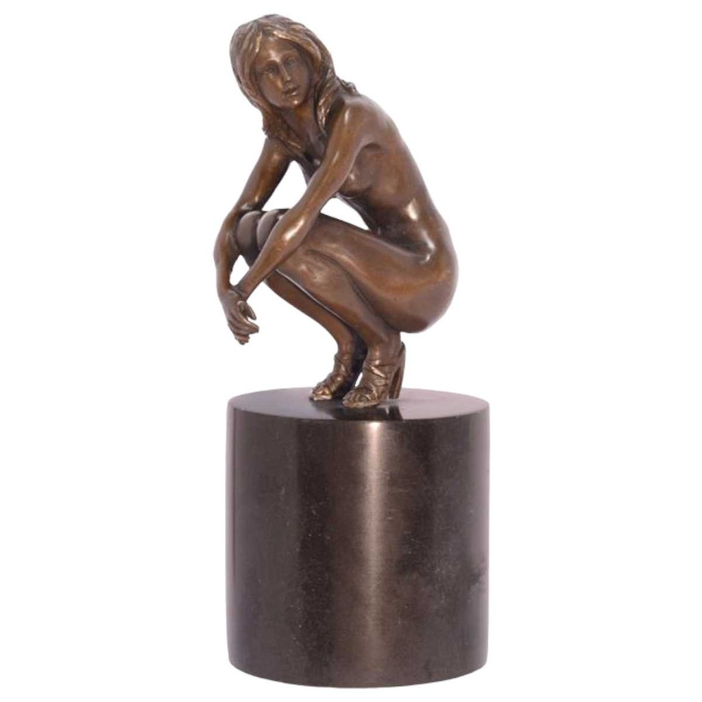 [LA-82915] Bronzeskulptur Bronzefigur Kauernde Nackte