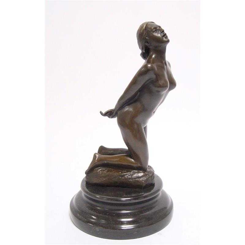 [LA-83511] Bronzeskulptur Bronzefigur Kniender Akt