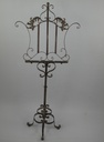 Eisen Ständer rostig H 145 cm