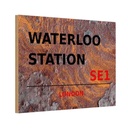 Holzschild 12x18 cm Waterloo Station SE1 England