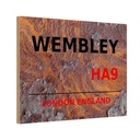 Holzschild 12x18 cm England Wembley HA9 rust