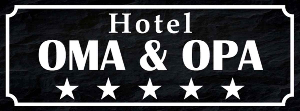 Holzschild 10x27 cm Hotel Oma Opa 5 Sterne