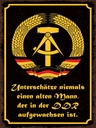 Holzschild 40x30 cm unterschätze niemals Mann DDR