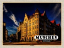 Holzschild 30x40 cm München Schwabing Stadt Gehweg Bildmotiv Reisemotiv Abenteuer Reisen