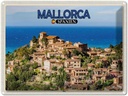 Blechschild 30x40 cm Mallorca Spanien Deià Meer Kleinstadt Bildmotiv Reisemotiv Abenteuer Reisen