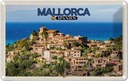 Blechschild 12x18 cm Mallorca Spanien Deià Meer Kleinstadt Bildmotiv Reisemotiv Abenteuer Reisen