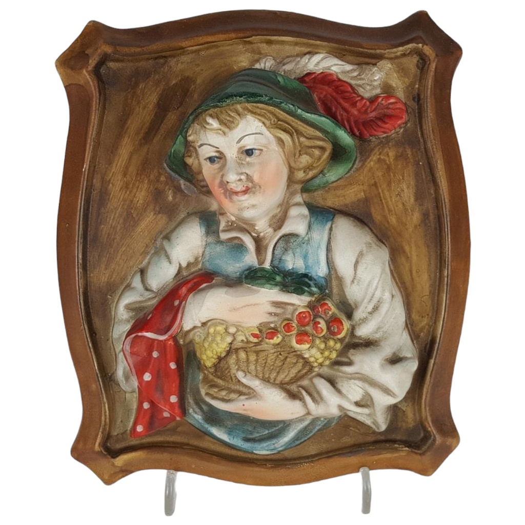 [458133131] 3D Porzellan Wandbild Deko Frau mit Obstkorb 16x19 cm